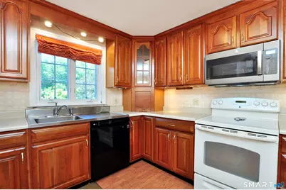 1210 Trout Brook Drive, West Hartford, CT 06119 - Photo 12