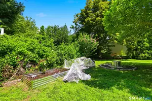 110 Ruby Ln, Stratford, CT 06614 - Photo 34