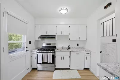 110 Ruby Lane, Stratford, CT 06614 - Photo 8