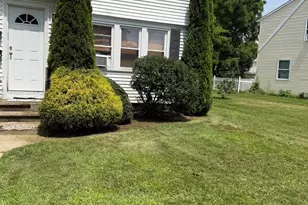 7 Babcock St, Stonington, CT 06379 - Photo 22