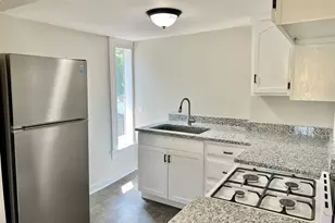 1596 Main St, Stratford, CT 06615 - Photo 4