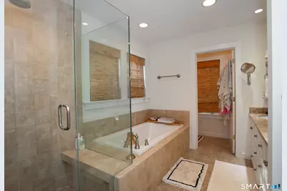128 Knollwood Drive, Ridgefield, CT 06877 - Photo 12