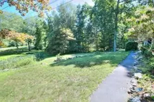 48 Mountain Rd, Wilton, CT 06897 - Photo 4