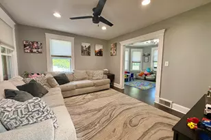 802 Bunker Hill Ave, Waterbury, CT 06708 - Photo 4