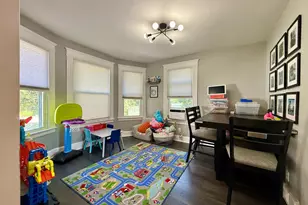 802 Bunker Hill Ave, Waterbury, CT 06708 - Photo 6