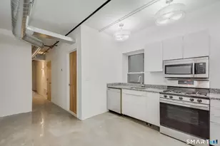 289 Asylum St, Hartford, CT 06103 - Photo 2