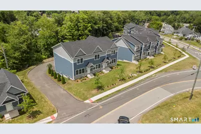 61 West Street #13, Middletown, CT 06457 - Photo 2