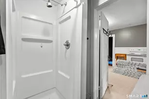 41 Old Farms Rd, Avon, CT 06001 - Photo 10
