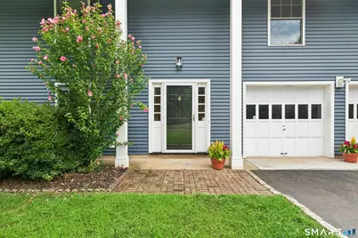 20 Lincoln Drive, New Canaan, CT 06840 - Photo 1