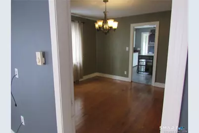 36 Rochford Avenue, Hamden, CT 06514 - Photo 16