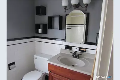 36 Rochford Avenue, Hamden, CT 06514 - Photo 24