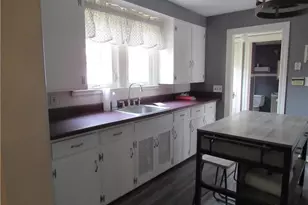 36 Rochford Ave, Hamden, CT 06514 - Photo 8