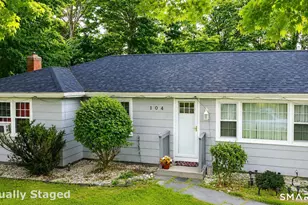 104 Higby Rd, Middletown, CT 06457 - Photo 2