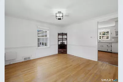 2409 Albany Avenue, West Hartford, CT 06117 - Photo 12