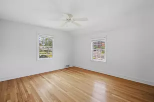 2409 Albany Ave, West Hartford, CT 06117 - Photo 20