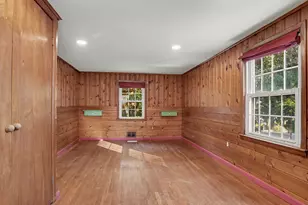 555 Lakeside Dr, Bridgeport, CT 06606 - Photo 16