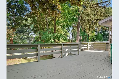 555 Lakeside Drive, Bridgeport, CT 06606 - Photo 20