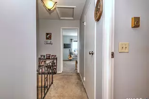 238 N Hampton Ct, Meriden, CT 06450 - Photo 24