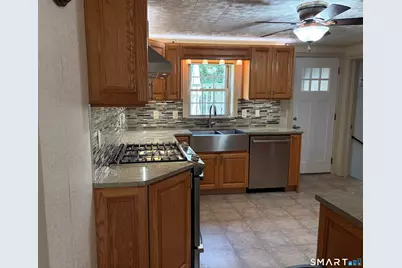 80 Trumbull Avenue, Plainville, CT 06062 - Photo 2