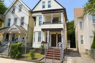 130 Plymouth St, New Haven, CT 06504 - Photo 1