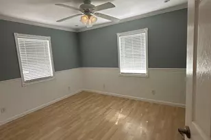 73 Midway Oval, Groton, CT 06340 - Photo 6