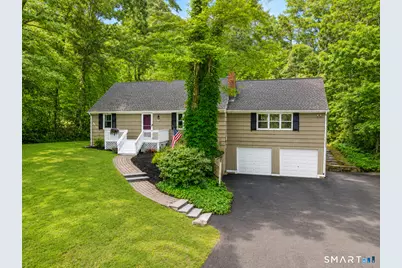 22 Willard Street, Simsbury, CT 06070 - Photo 2