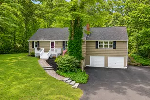 22 Willard St, Simsbury, CT 06070 - Photo 2