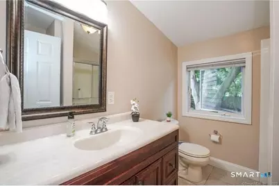 24 Court Park, West Hartford, CT 06119 - Photo 18