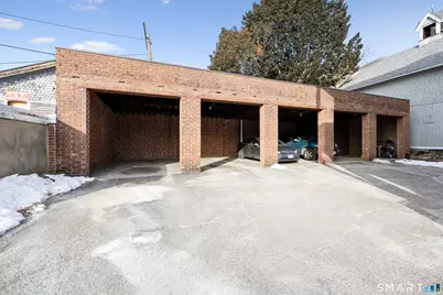 21 Holmes Avenue #1st Floor, Waterbury, CT 06710 - Photo 10