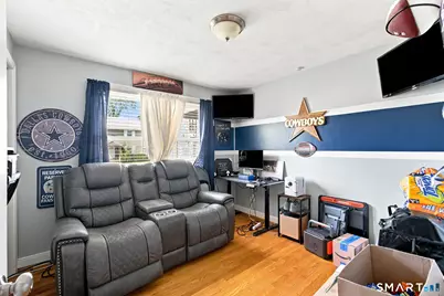24 Governor Street, New Britain, CT 06053 - Photo 24