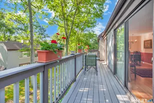 31 Harbour Village, Branford, CT 06405 - Photo 14