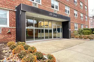 140 Grove St, Stamford, CT 06901 - Photo 2