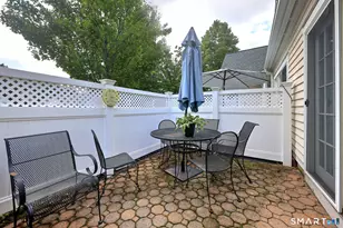 35 Southwick Ct, Cheshire, CT 06410 - Photo 4