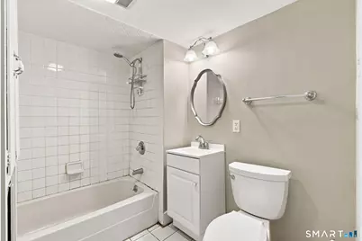 268 Ridgewood Road, West Hartford, CT 06107 - Photo 28