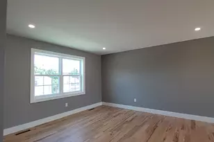 16 Kingsley Ct, Waterbury, CT 06704 - Photo 10