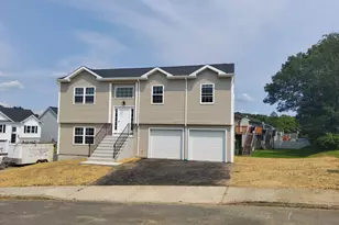 16 Kingsley Ct, Waterbury, CT 06704 - Photo 1