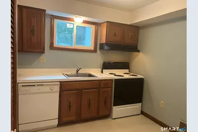 318 Dunfey Lane #318, Windsor, CT 06095 - Photo 2
