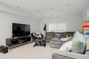 77 Havemeyer Ln, Stamford, CT 06902 - Photo 14