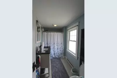 159 Roosevelt Street, Hartford, CT 06114 - Photo 8