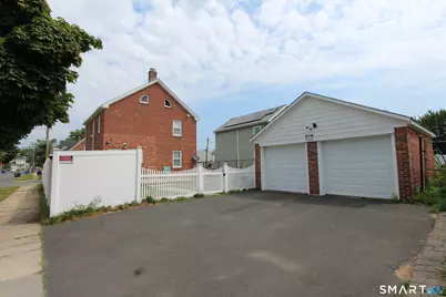 159 Roosevelt Street, Hartford, CT 06114 - Photo 18