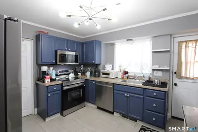 159 Roosevelt Street, Hartford, CT 06114 - Photo 4