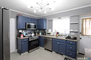159 Roosevelt St, Hartford, CT 06114 - Photo 4