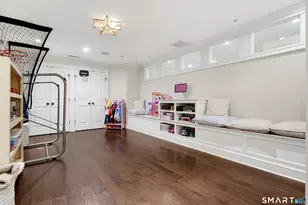 25 Sagamore Rd, Stamford, CT 06902 - Photo 32
