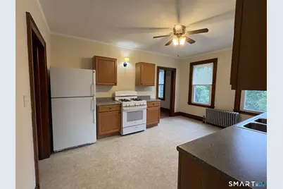 18 Broad Street #3, Plainville, CT 06062 - Photo 2