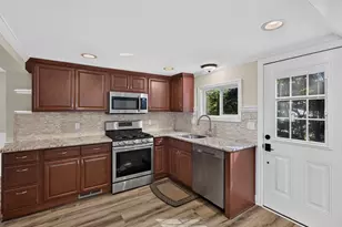 149 Liberty St, Clinton, CT 06413 - Photo 6