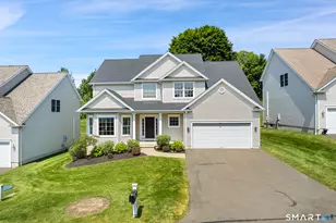 3 Tobins Ct, Danbury, CT 06810 - Photo 2