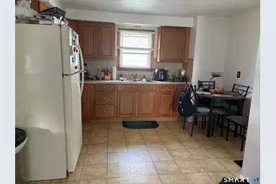 510 Liberty Street #2nd fl, Meriden, CT 06450 - Photo 2