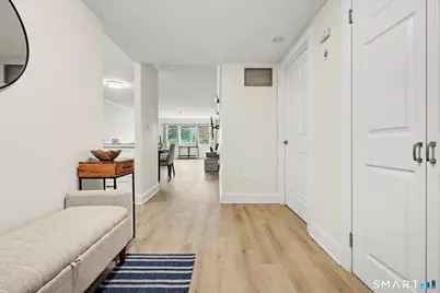 1633 Washington Boulevard #3F, Stamford, CT 06902 - Photo 2