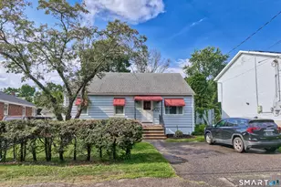 416 Tudor St, Waterbury, CT 06704 - Photo 32