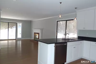 342 Heritage Village #B, Southbury, CT 06488 - Photo 4